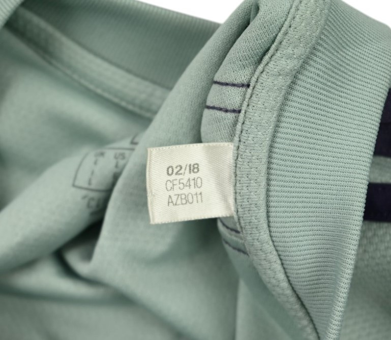 2018-19 BAYERN MUNCHEN *GORETZKA* SHIRT L