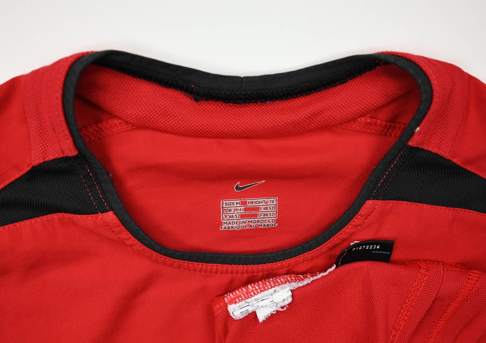 2002-04 MANCHESTER UNITED SHIRT M