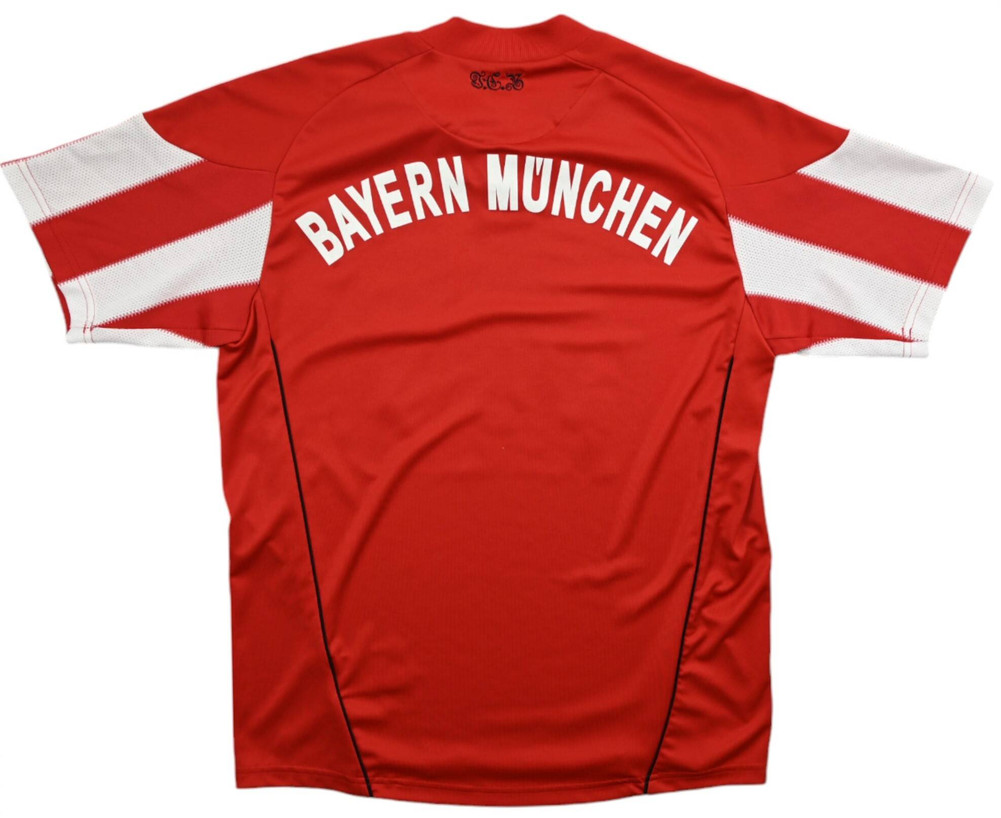 2010-11 BAYERN MUNCHEN SHIRT XL. BOYS
