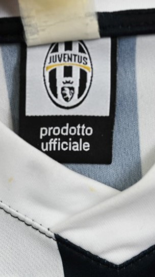 2013-14 JUVENTUS *TEVEZ* SHIRT M