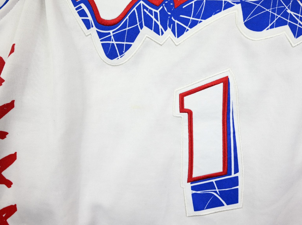 USA BASKETBALL SHIRT L