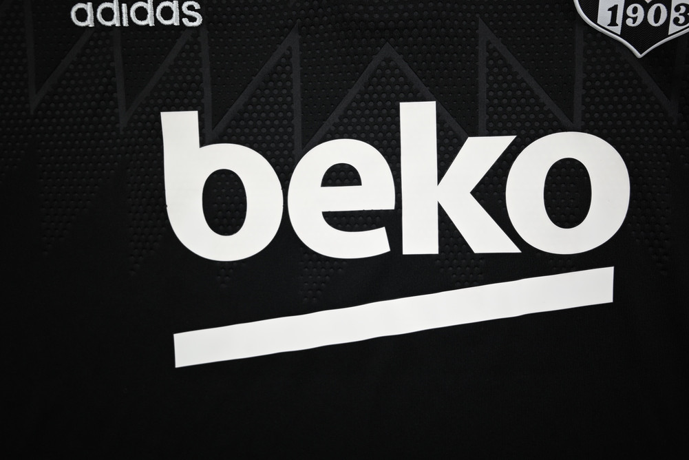 2021-22 BESIKTAS SHIRT M