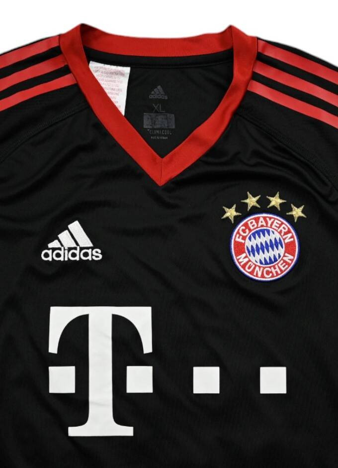 2017-18 BAYERN MUNCHEN *ULREICH* LONGSLEEVE XL. BOYS