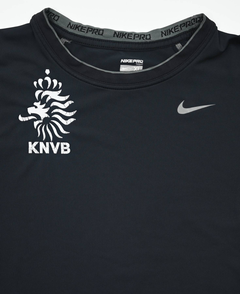 NETHERLANDS NIKE PRO SHIRT XL