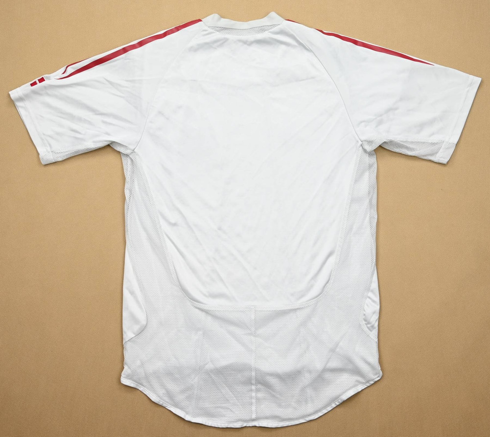 2004-06 DENMARK SHIRT S