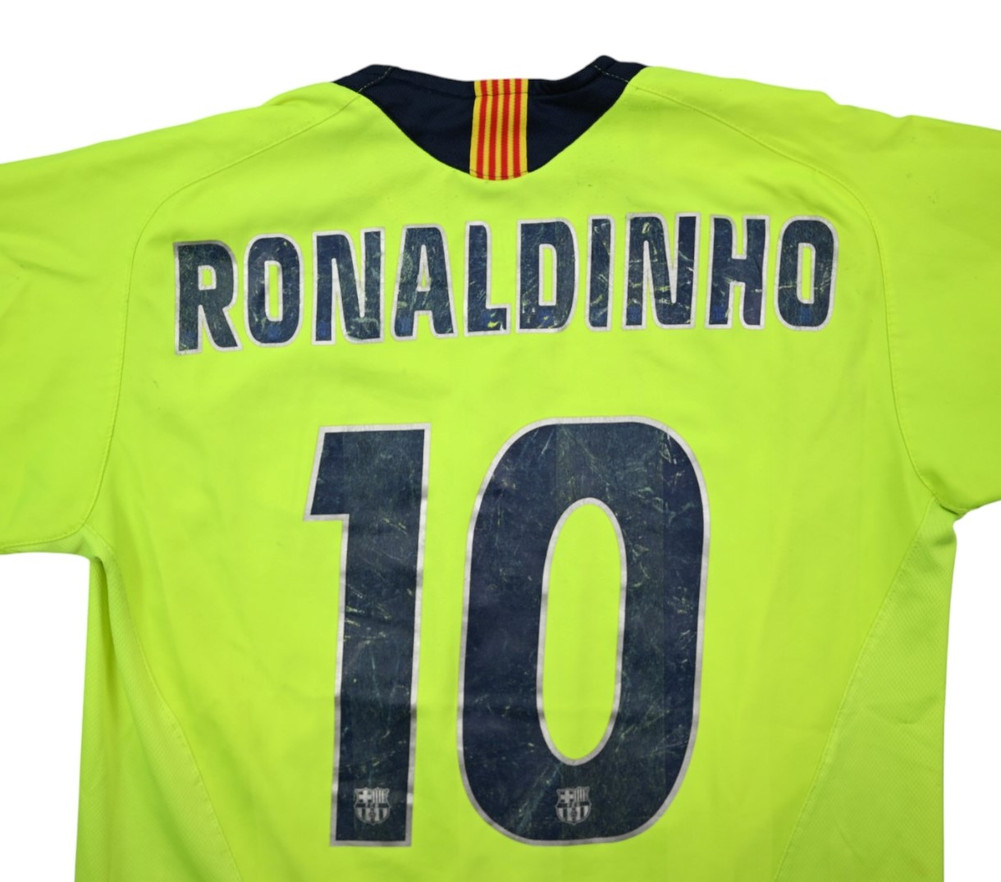 2005-06 BARCELONA *RONALDINHO* SHIRT M