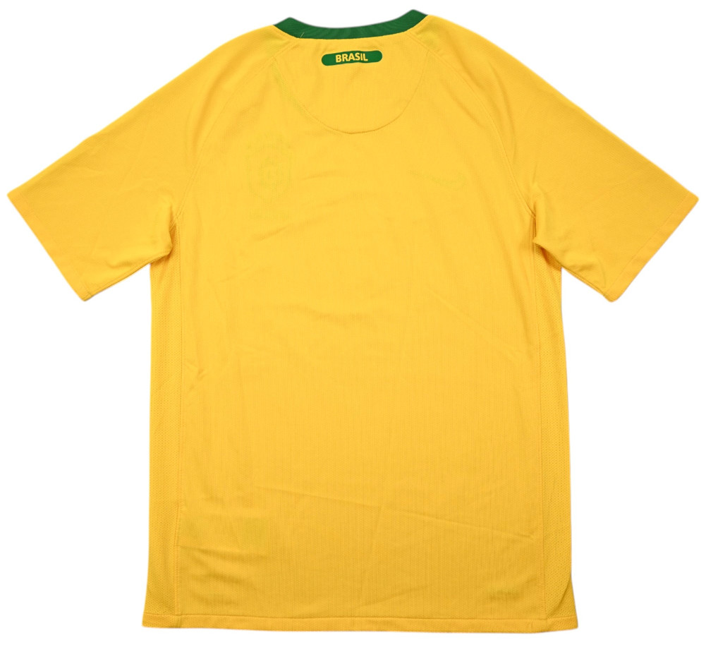 2010-11 BRAZIL SHIRT XL. BOYS