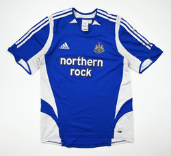 2005-06 NEWCASTLE UNITED SHIRT M