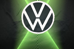 2019-20 VFL WOLFSBURG *WEGHORST* SHIRT 2XL