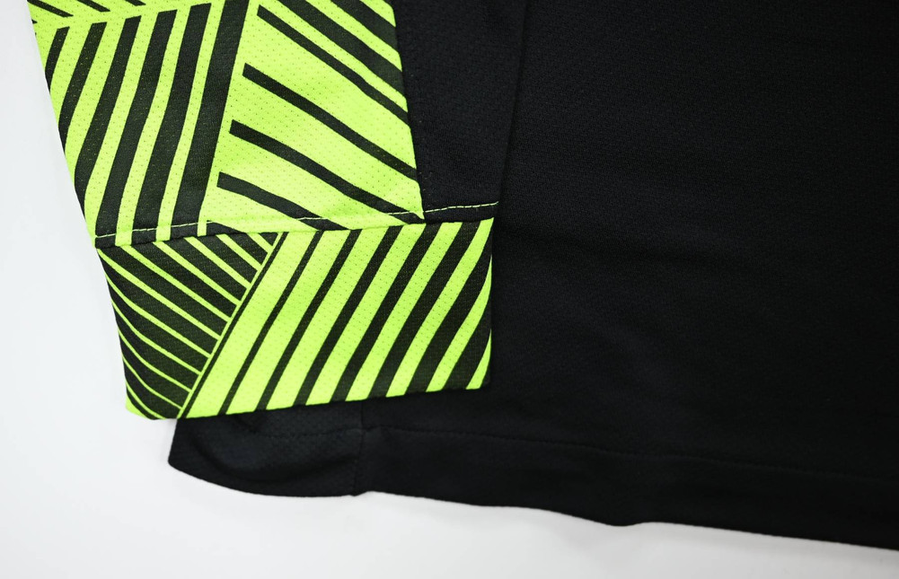 2011-12 MANCHESTER UNITED GOALKEEPER LONGSLEEVE SHIRT M