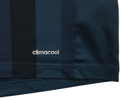 2013-14 BAYERN MUNCHEN SHIRT XL. BOYS