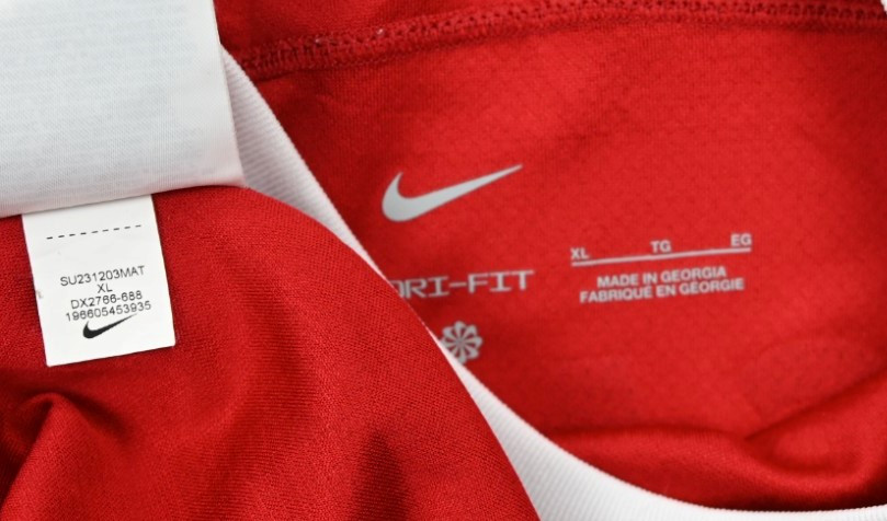 2023-24 LIVERPOOL M. SALAH SHIRT XL. BOYS 