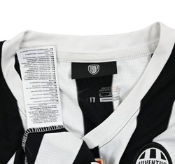 2013-14 JUVENTUS *VIDAL* SHIRT M