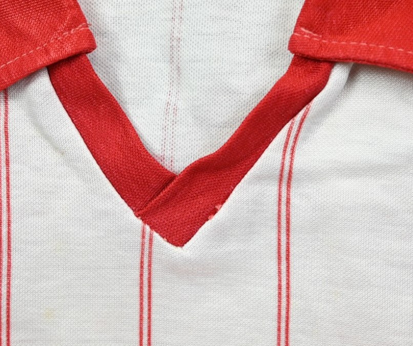 ERIMA VINTAGE MADE IN WEST GERMANY SHIRT M