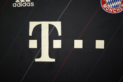 2010-11 BAYERN MUNCHEN KOSZULKA S