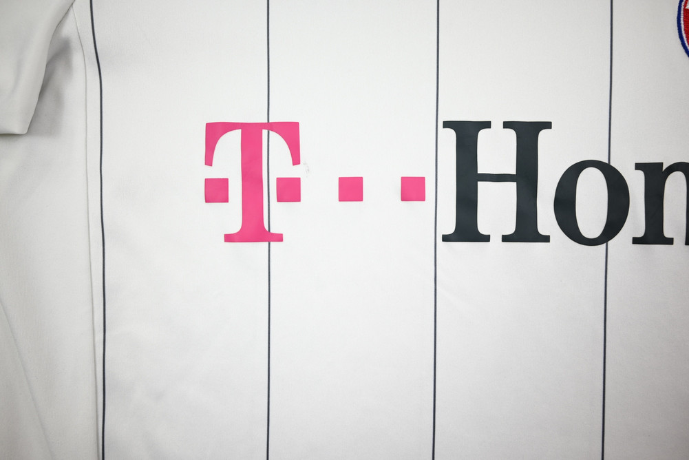 2009-10 BAYERN MUNCHEN KOSZULKA XL. BOYS