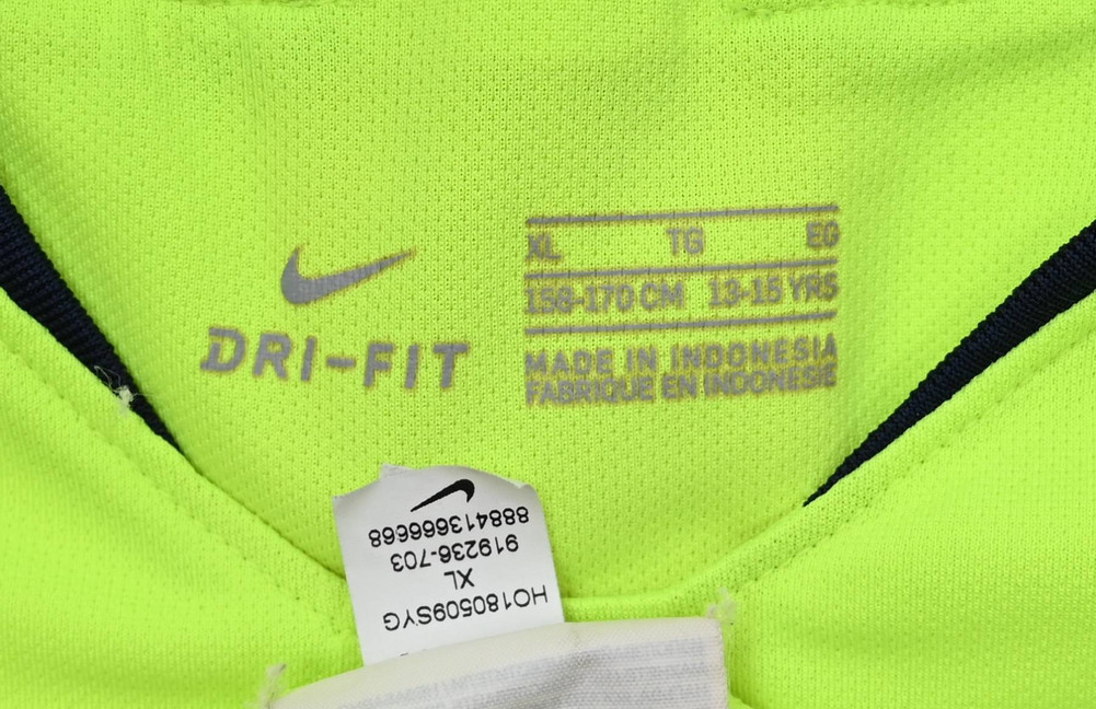 2018-19 FC BARCELONA SHIRT XL. BOYS