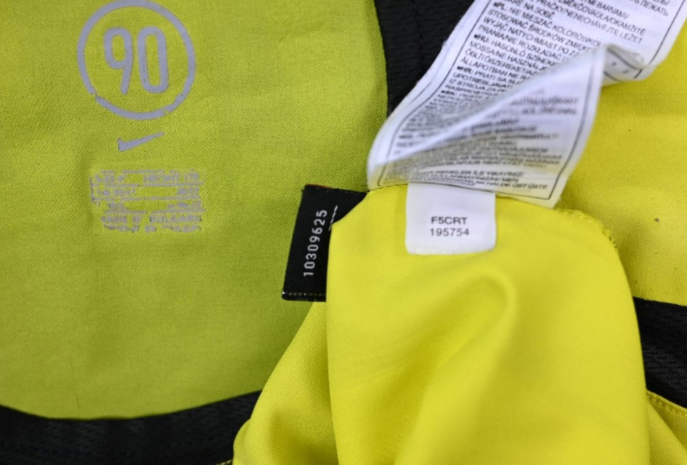 2005-06 BORUSSIA DORTMUND *METZELDER* KOSZULKA M