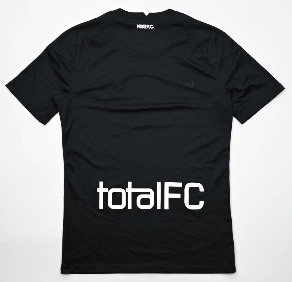 NIKE FOOTBALL CLUB SHIRT S