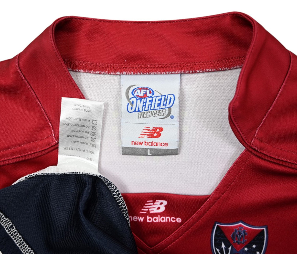 MELBOURNE FC AFL SHIRT L
