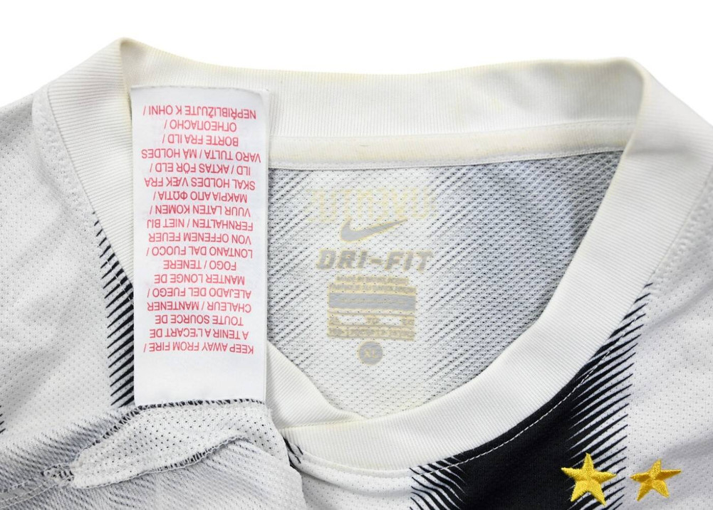 2011-12 JUVENTUS SHIRT XL. BOYS