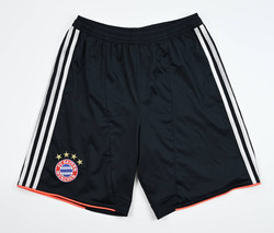 BAYERN MUNCHEN SHORTS XL. BOYS