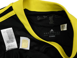2010-11 LIVERPOOL *GERRARD* SHIRT L