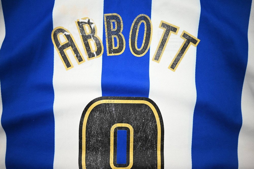 2005-06 HUDDERSFIELD TOWN *ABBOTT* SHIRT L