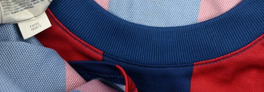 2005-06 BARCELONA *RONALDINHO* SHIRT S