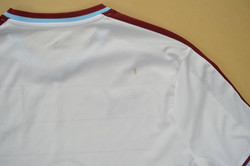 2017-18 BURNLEY FC SHIRT M