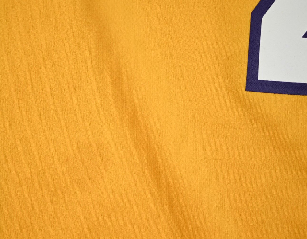 LOS ANGELES LAKERS *BRYANT* NBA SHIRT S