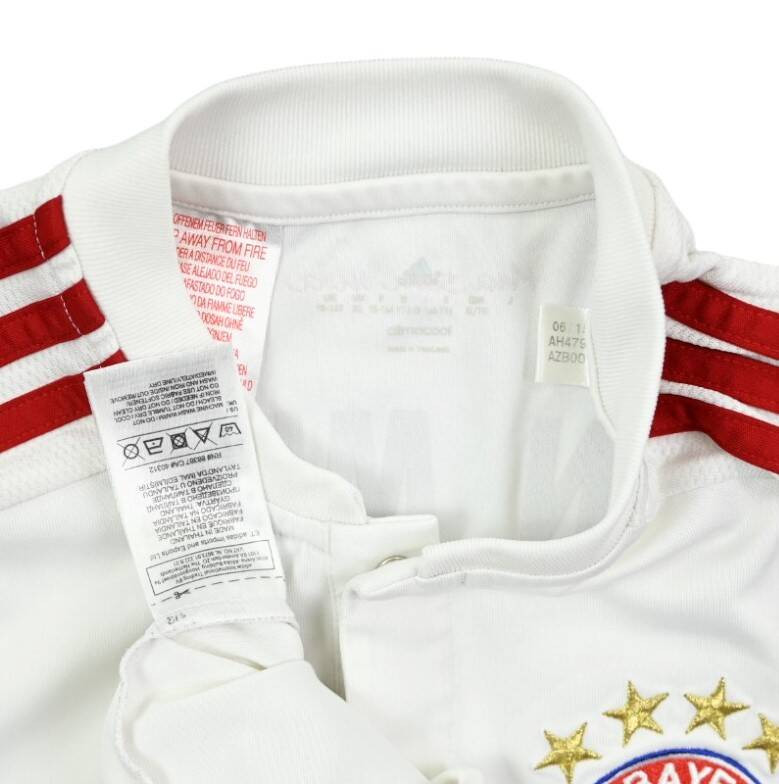 2015-16 BAYERN MUNCHEN SHIRT XL. BOYS