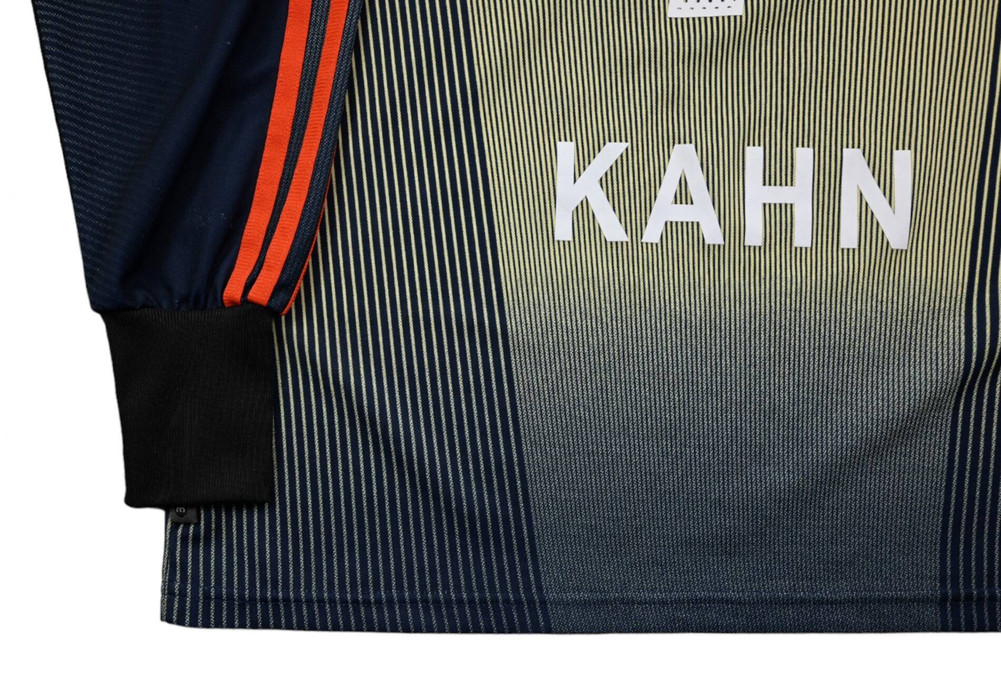 2003-04 BAYERN MUNCHEN *KAHN* GK LONGSLEEVE S