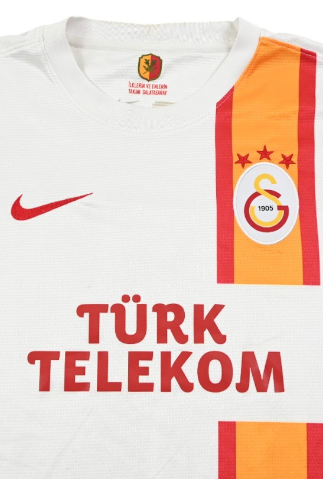 2012-13 GALATASARAY SHIRT L