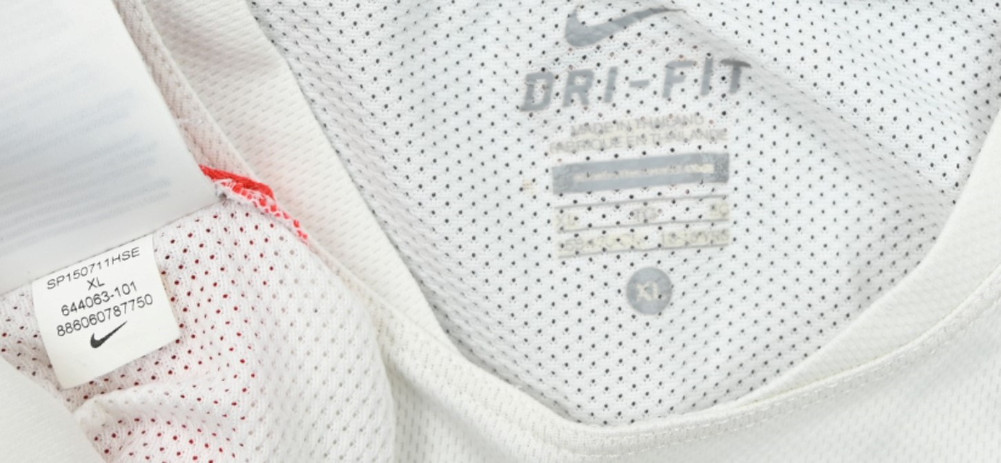 2013-14 MANCHESTER UNITED SHIRT XL. BOYS