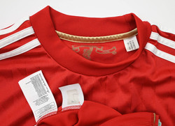 2010-12 LIVERPOOL *GERRARD* SHIRT S