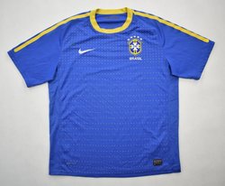 2010-11 BRAZIL SHIRT M