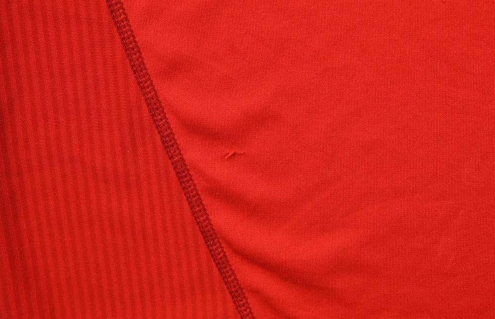 2002-04 LIVERPOOL SHIRT L. BOYS