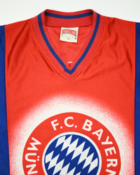 BAYERN MUNCHEN SHIRT XL. BOYS