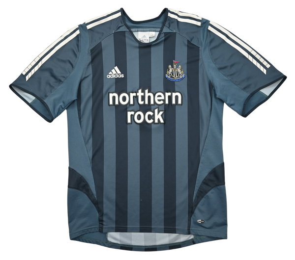 2005-06 NEWCASTLE UNITED SHIRT M