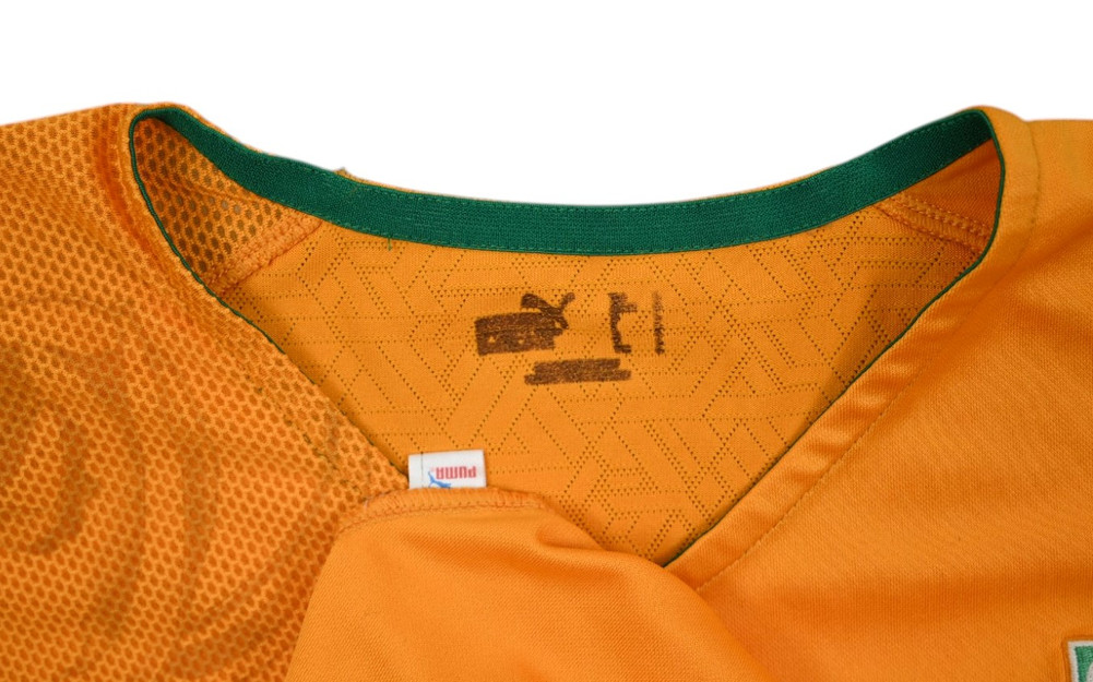 2010-10 IVORY COAST SHIRT M