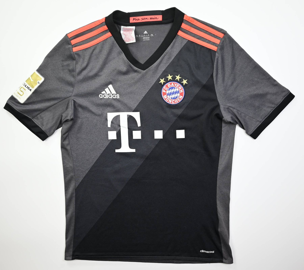 2016-17 BAYERN MUNCHEN *HUMMELS* SHIRT XL. BOYS