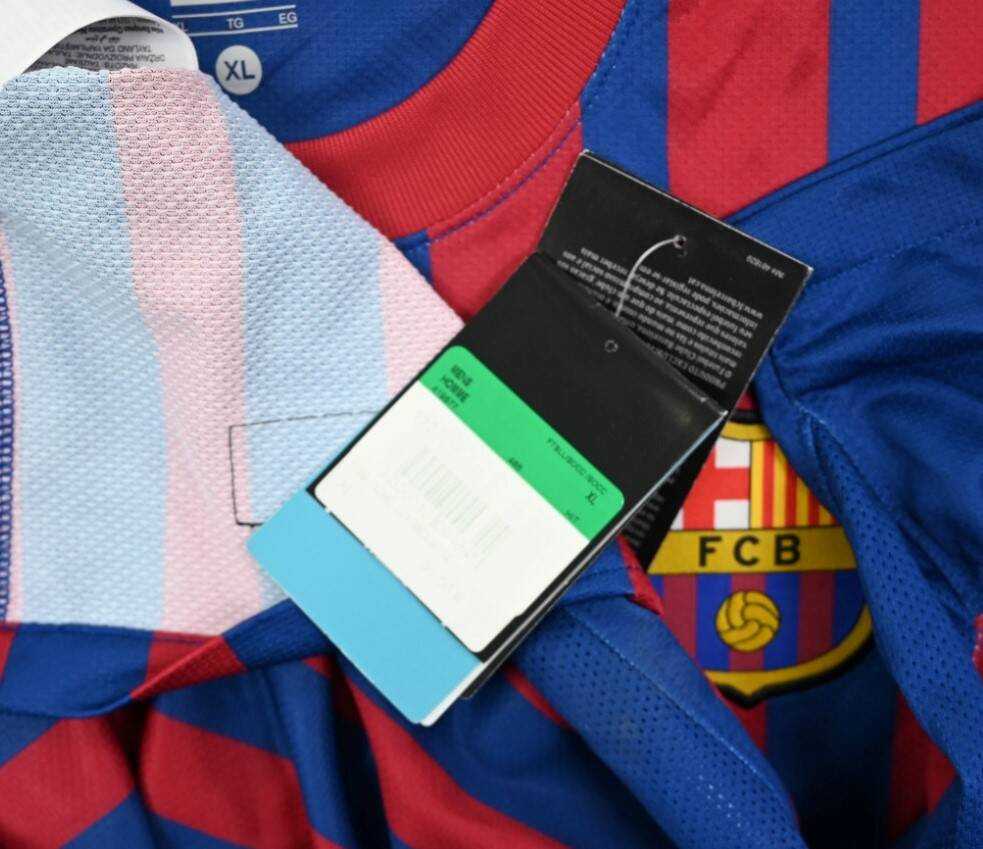 2011-12 FC BARCELONA *MESSI* SHIRT XL