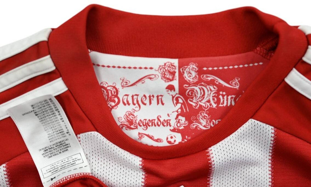 2010-11 BAYERN MUNCHEN KOSZULKA XL. BOYS