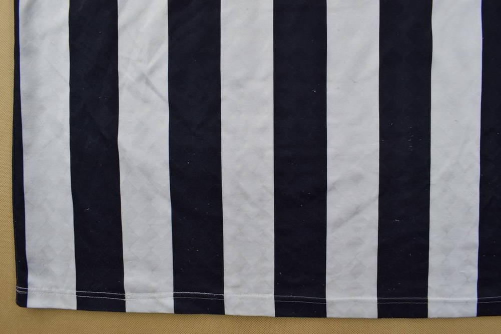 1988-90 NEWCASTLE UNITED SHIRT S