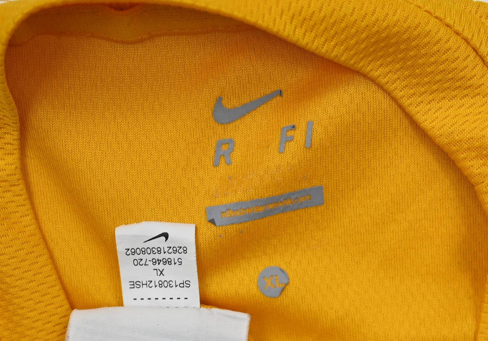 FC BARCELONA KOSZULKA XL. BOYS