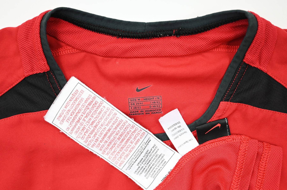 2002-04 MANCHESTER UNITED  *BECKHAM* SHIRT M