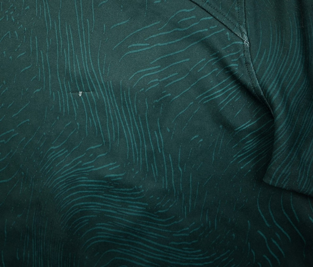 2022-23 LIVERPOOL KOSZULKA XL. BOYS