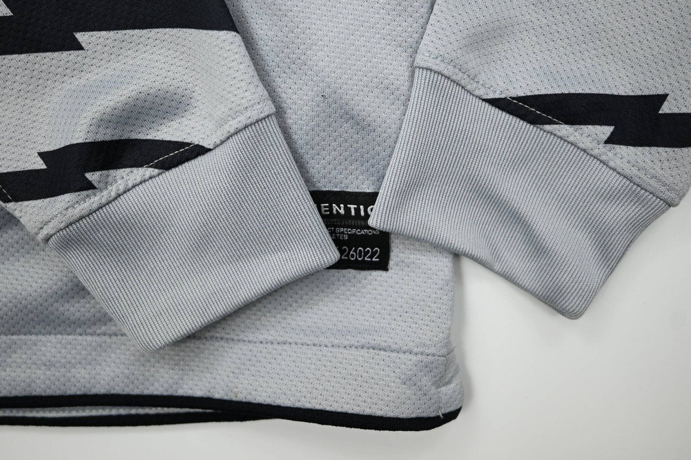 2010-11 ARSENAL LONDON LONGSLEEVE XS. BOYS