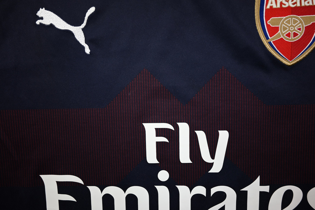 2018-19 ARSENAL *OZIL* SHIRT M